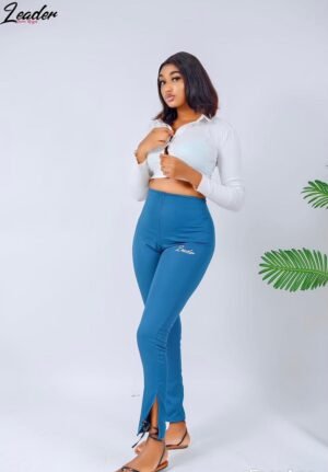 Ensemble crop trop blanc longue manche & pantalon taille haute bleu turquoise