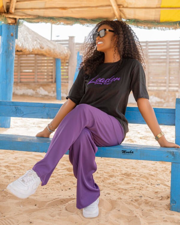 Ensemble  T-shirt  & pantalon large mauve – Image 3