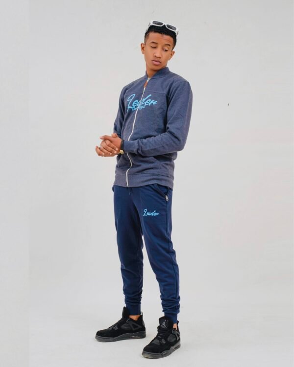 Ensemble pull avec fermeture éclair & jogging bleu – Image 2